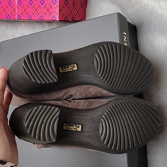 Italian Suede Confort Boots, size 38 - Picture 4 of 4